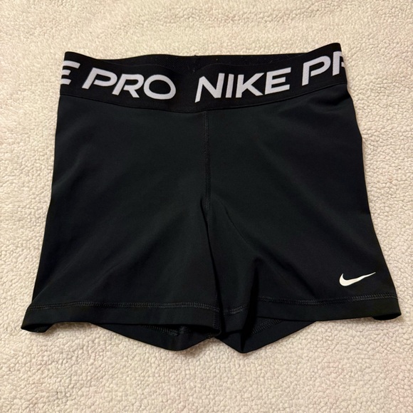 Nike Pro Dri-fit Black Spandex Booty Bike Shorts - Picture 1 of 9